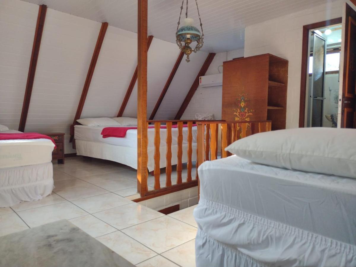 Apartamento Estilo Chale - Enxaimel 邦比尼亚斯 外观 照片
