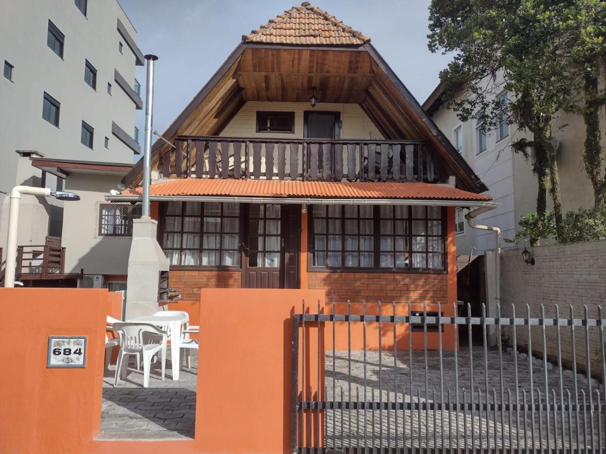 Apartamento Estilo Chale - Enxaimel 邦比尼亚斯 外观 照片